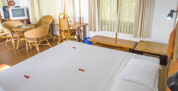 Ktdc Water Scapes Hotel Кумараком Екстериор снимка